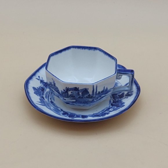 Vintage Tea cup & Saucer -Royal Doulton Norfolk - Picture 1 of 11
